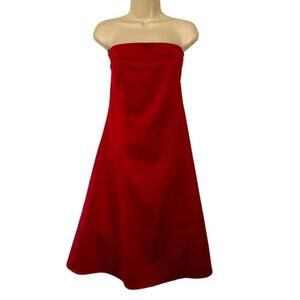 Girl Friday - Red Satin Strapless Fit & Flare Dress - 6 Canada